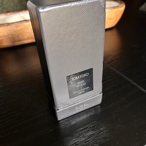 Tom Ford Oud Wood Eau de Parfum — Metallic Gray Bottle